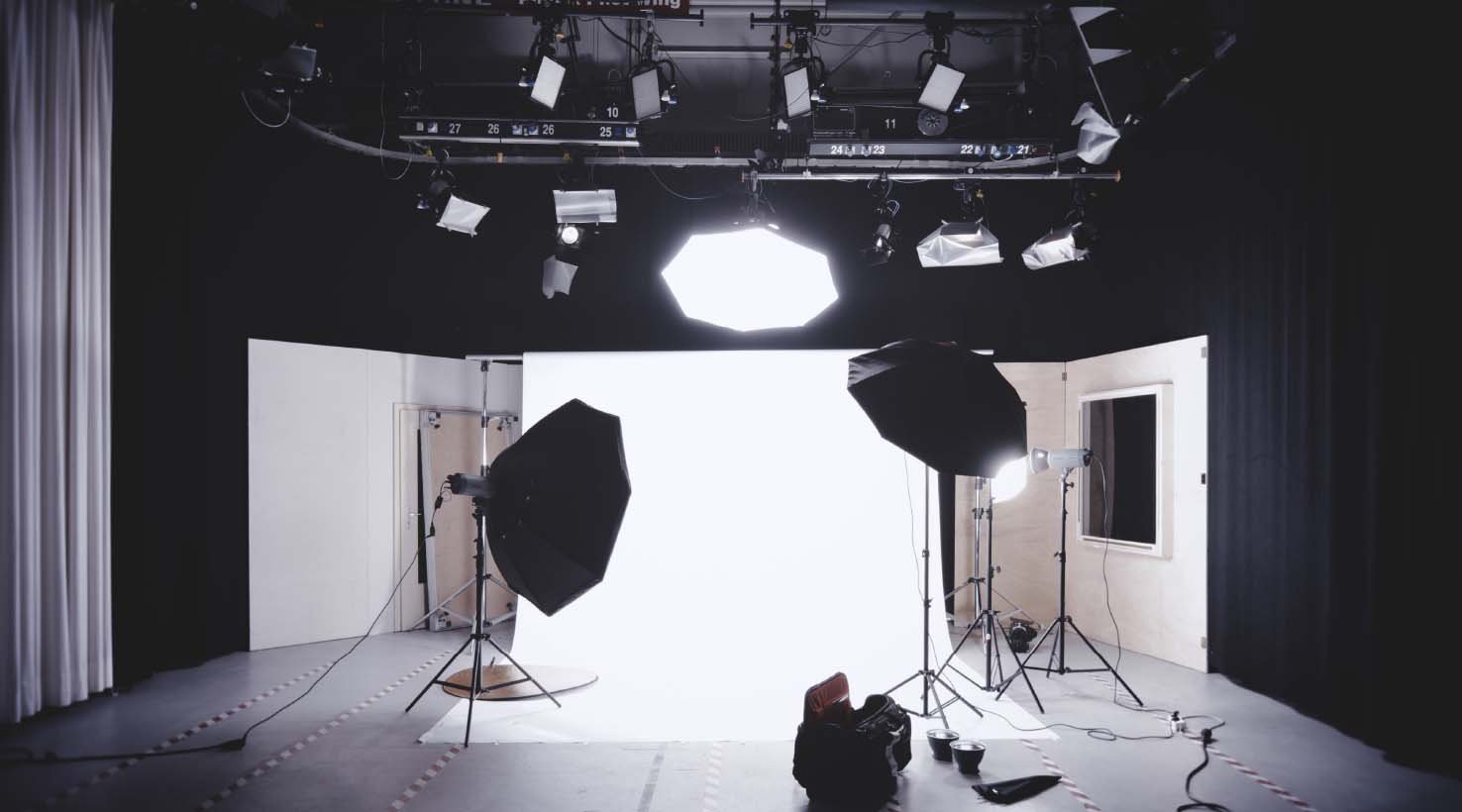 STUDIO STUDIO