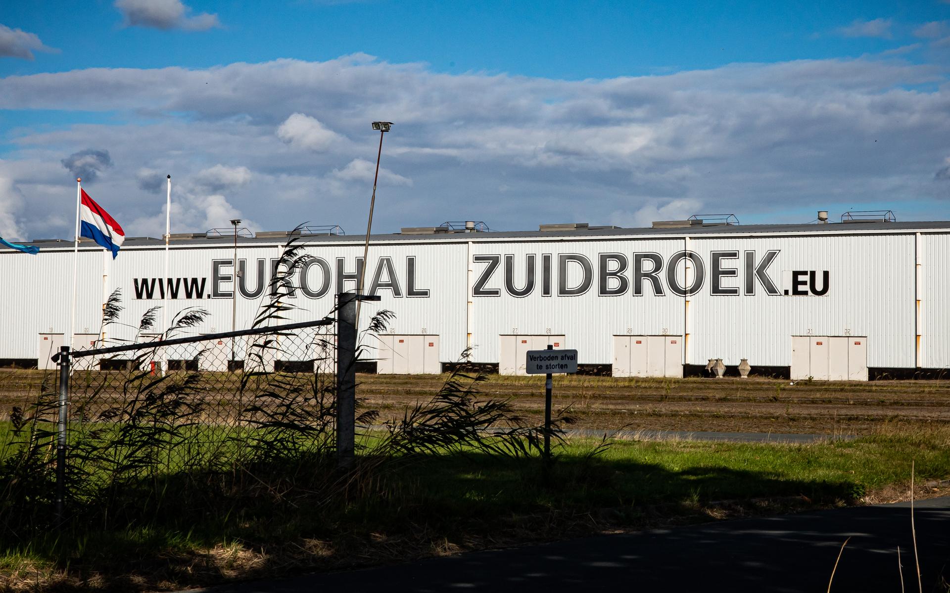 Eurohal van buiten Eurohal van buiten